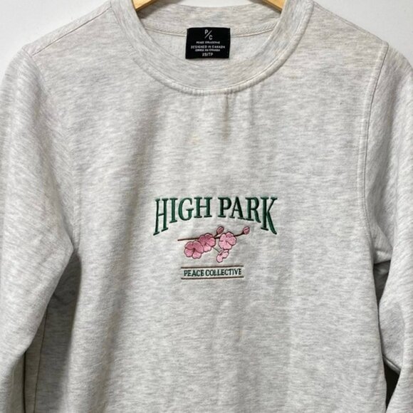 Peace Collective Vintage “High Park” Crewneck Sweatshirt Grey — Size XS - Picture 4 of 7